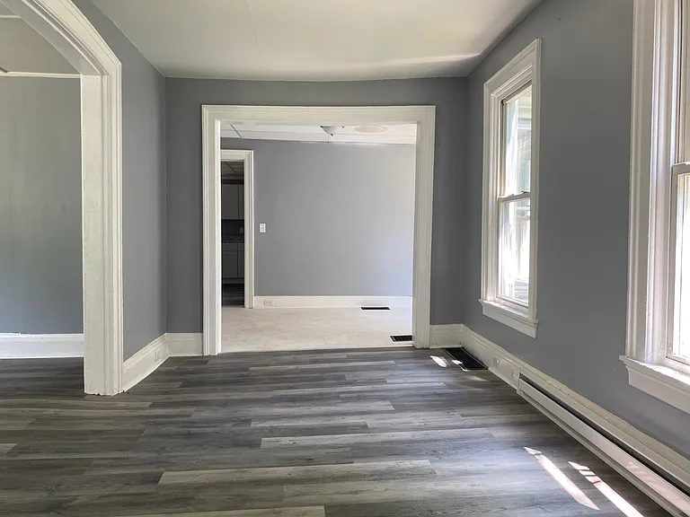 60 Center St — Photo 16