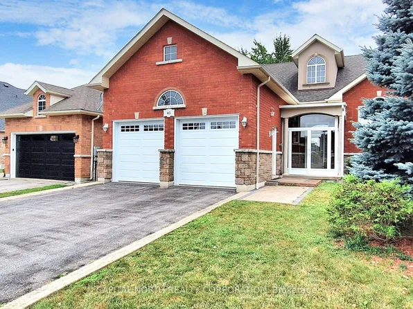 43 Gardiner Dr, Bradford West Gwillimbury, ON L3Z 3G1