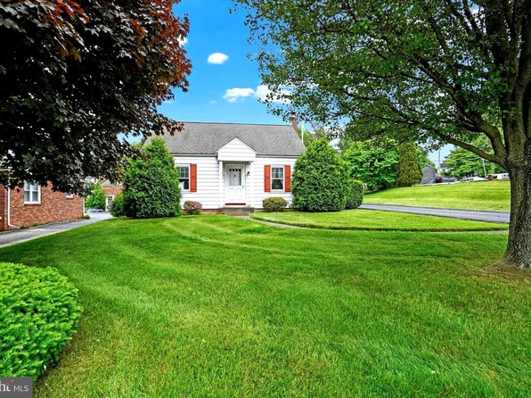 2259 S Queen St, York, PA 17402