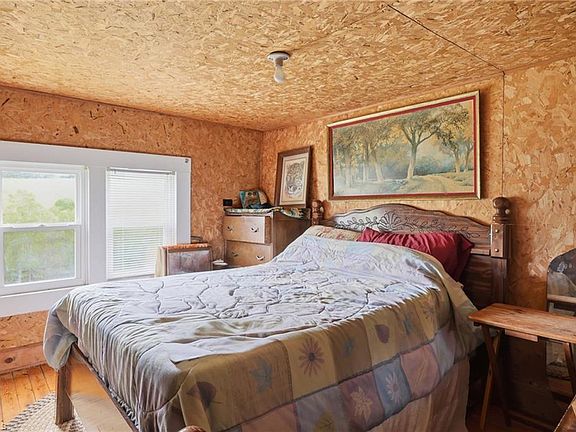 33rd image of 4793 Cheek Mountain Rd
