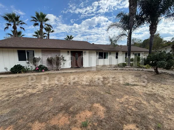 11145 Meadow Glen Way E, Escondido, CA 92026