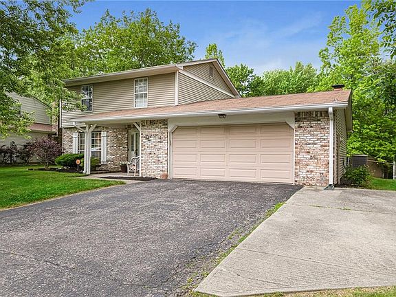2nd image of 4026 Hollow Creek Dr