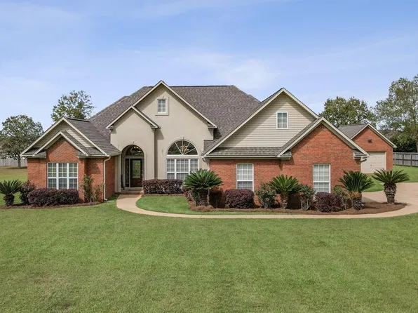 2163 Prevatt Rd, Dothan, AL 36301