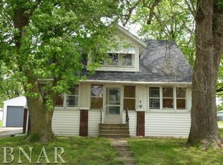 107 S Sherman St, Clinton, IL 61727