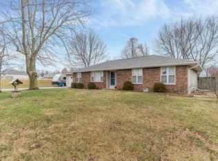 3865 W Farm Road 156, Springfield, MO 65807