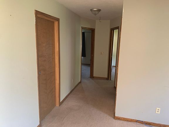 5th image of 209 E Center St #B