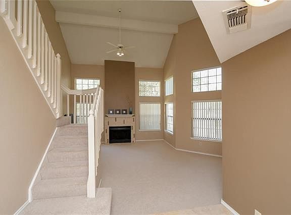 3rd image of 408 Santa Fe Trl #64