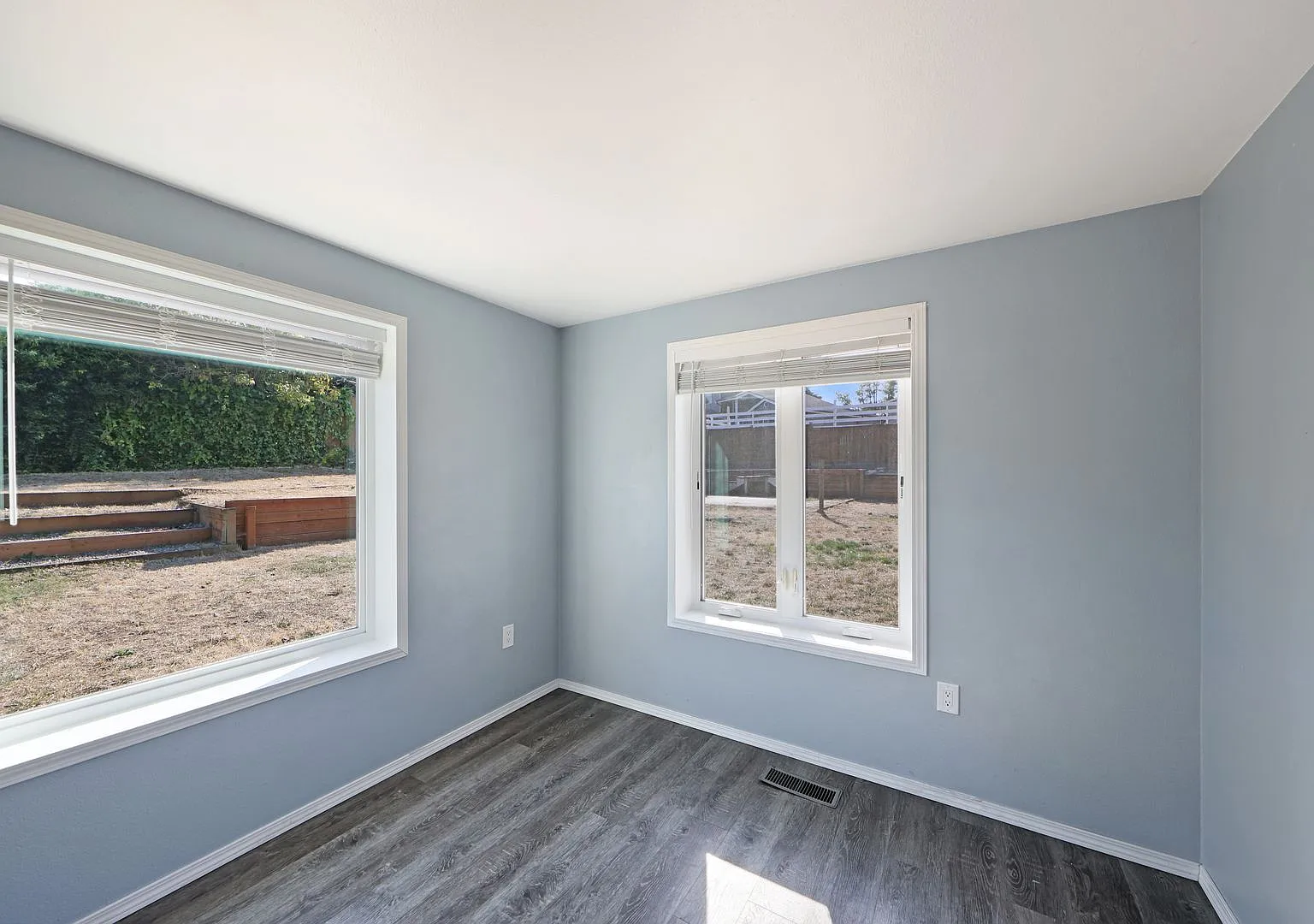 3 Bed 2.5 Bath - Groups - Pet Friendly - Large Yard - NAS Whidbey — Photo 4