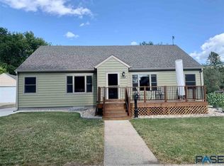 123 S Donaldson St, Luverne, MN 56156