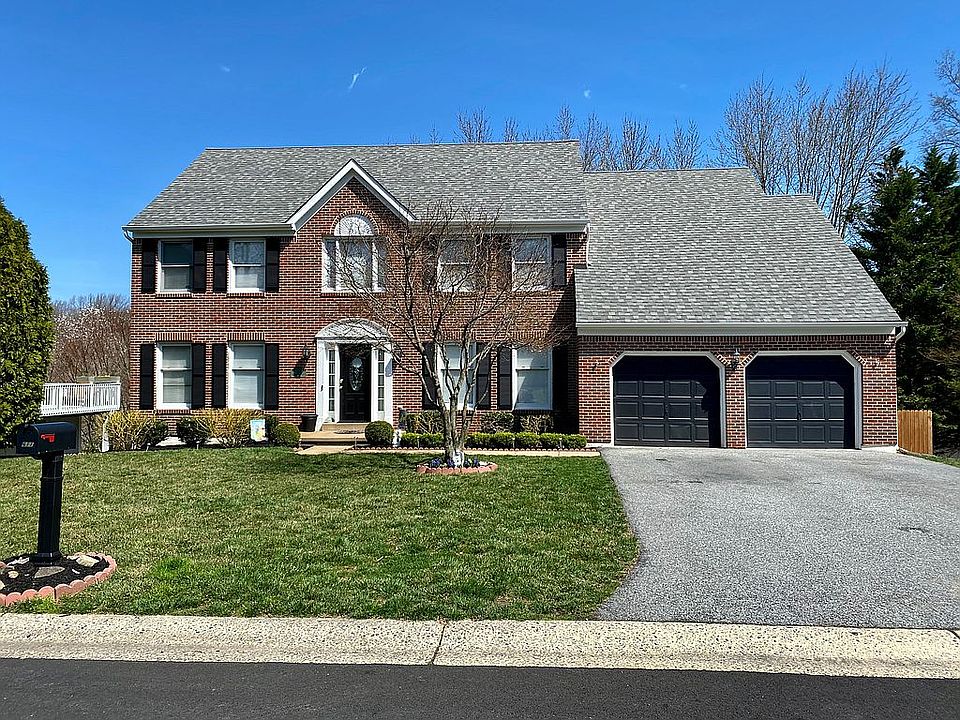 1st image of 611 Coralberry Ct