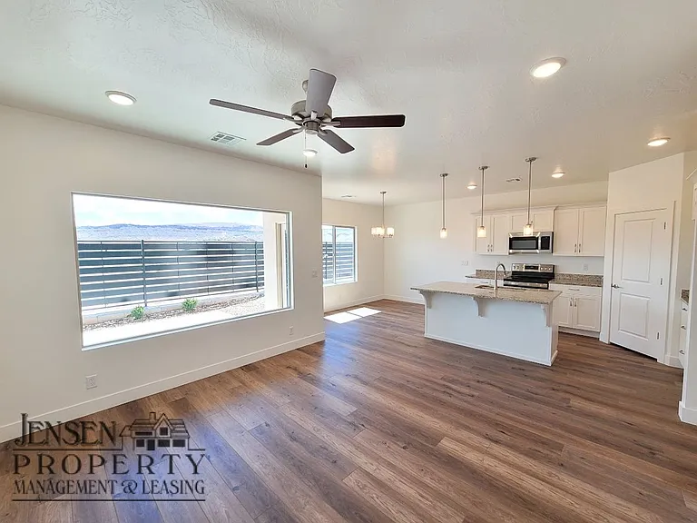 515 S Stewart Creek Cv — Photo 6