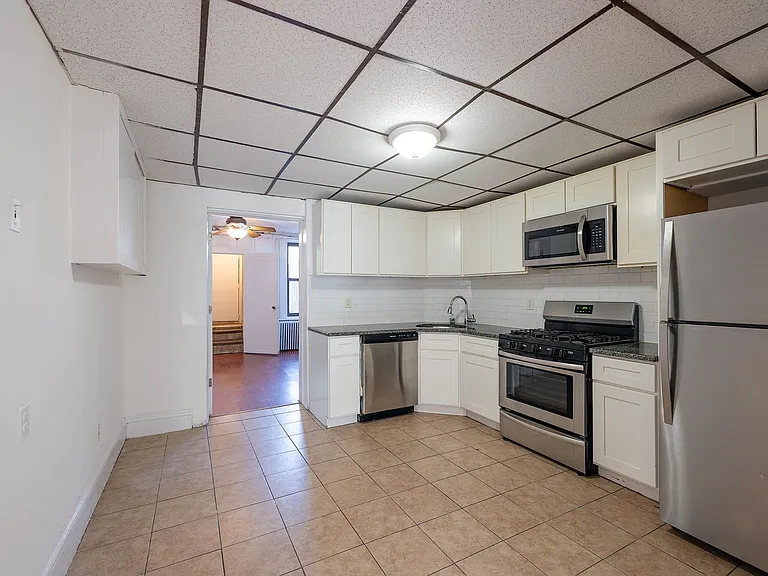 85 Palisade Ave #1 — Photo 2