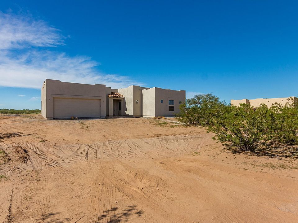 1st image of 30304 N 208th Dr