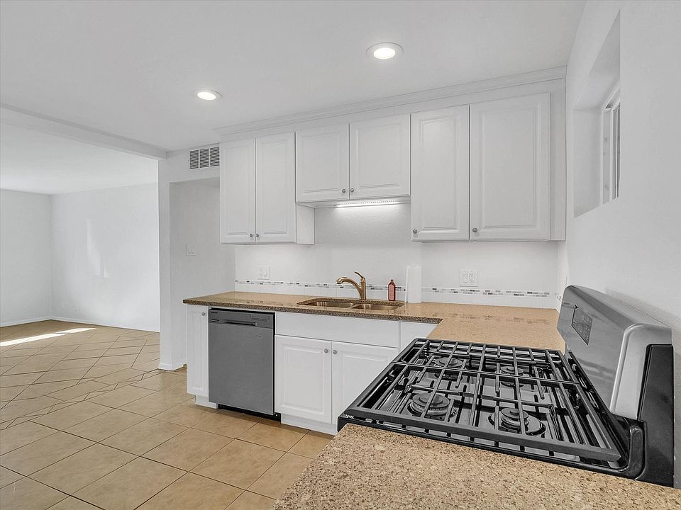 Gas range