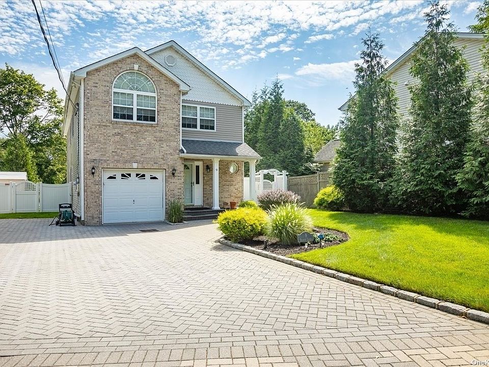 1st image of 9 Erlwein Ct