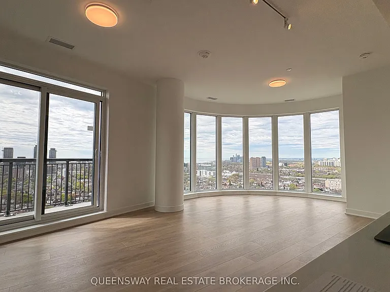 1185 Dupont St #2210 — Photo 8