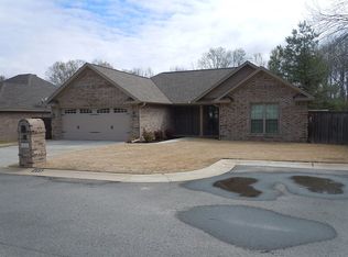400 Tyndale Ln, Searcy, AR 72143