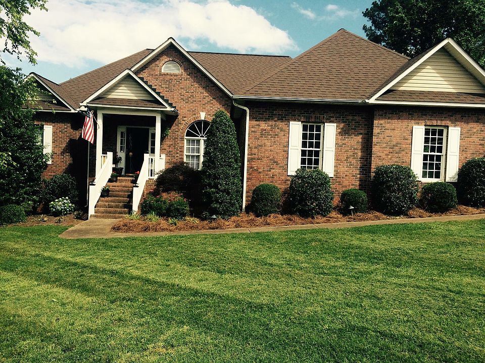 1st image of 2701 Greenmont Cir