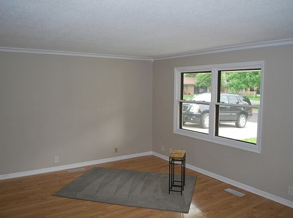 4th image of 3800 N Cadet Ave