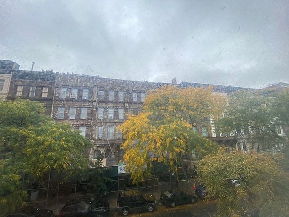 3rd image of 117 W 75th St APT 3