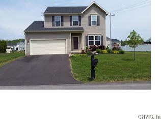 148 Beresford Ln, Minoa, NY 13116