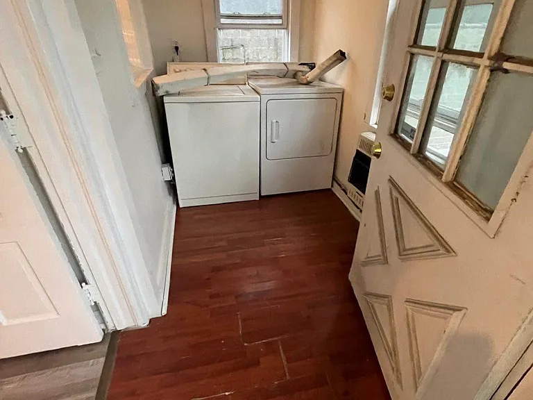437 S Main St #2 — Photo 7