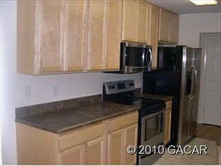 2nd image of 282 SW Maryland Ln