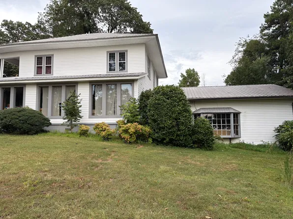 1758 Willingham Ave, Cornelia, GA 30531