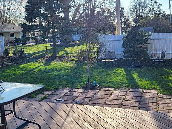 5th image of 1708 Brentwood Ave
