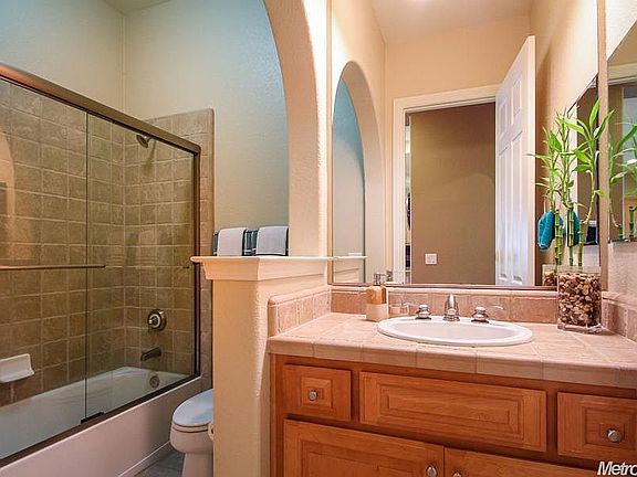5th image of 8603 Pasatiempo Cir