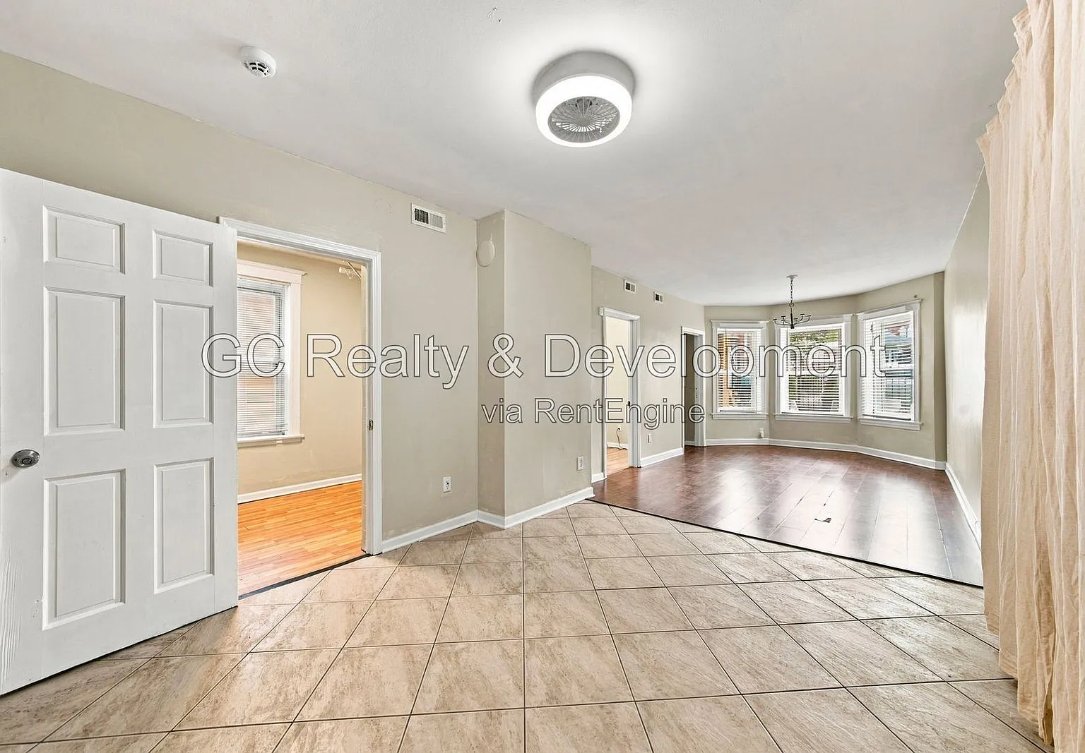 3 bed, 1.0 bath, 900 sqft, $1,795 — Photo 3
