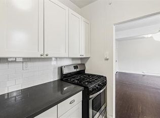 304-308 Bell St #1, Seattle, WA 98121