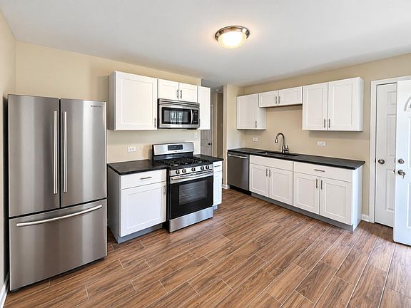 2nd image of 22497 Yates Ave