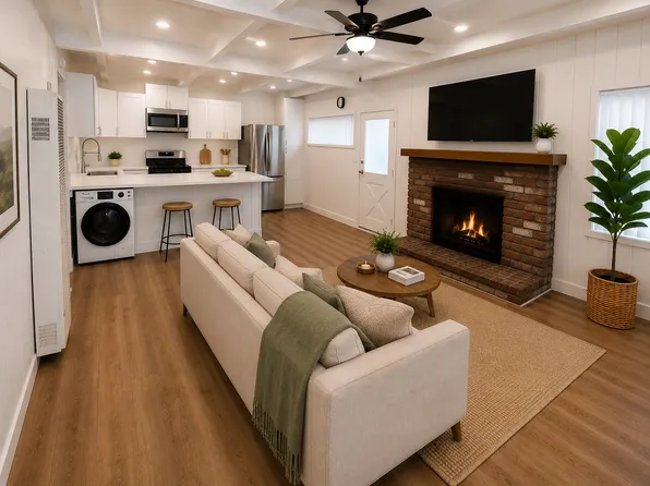 686 State Highway 138 #B, Crestline, CA 92325