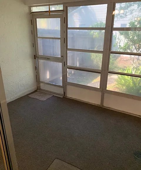 285 Rogers Ct — Photo 15