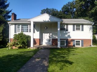 25 Oakland St, Hazleton, PA 18202