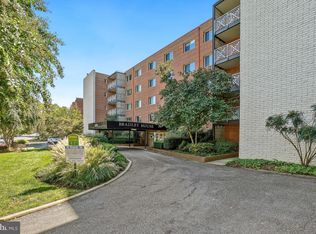 4800 Chevy Chase Dr APT 102, Chevy Chase, MD 20815