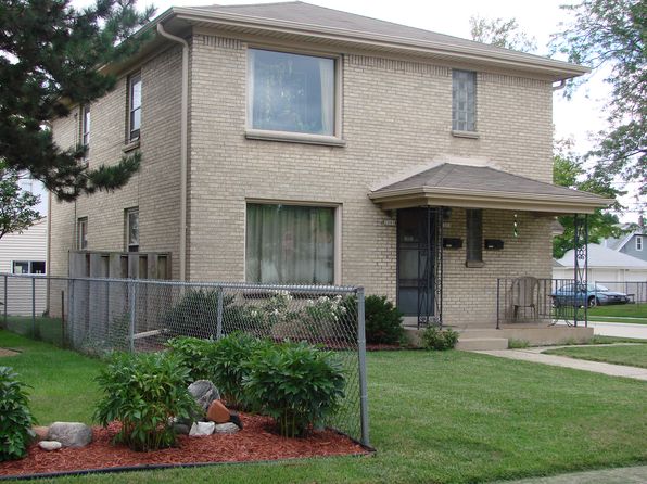 2203 S 68th St #2203