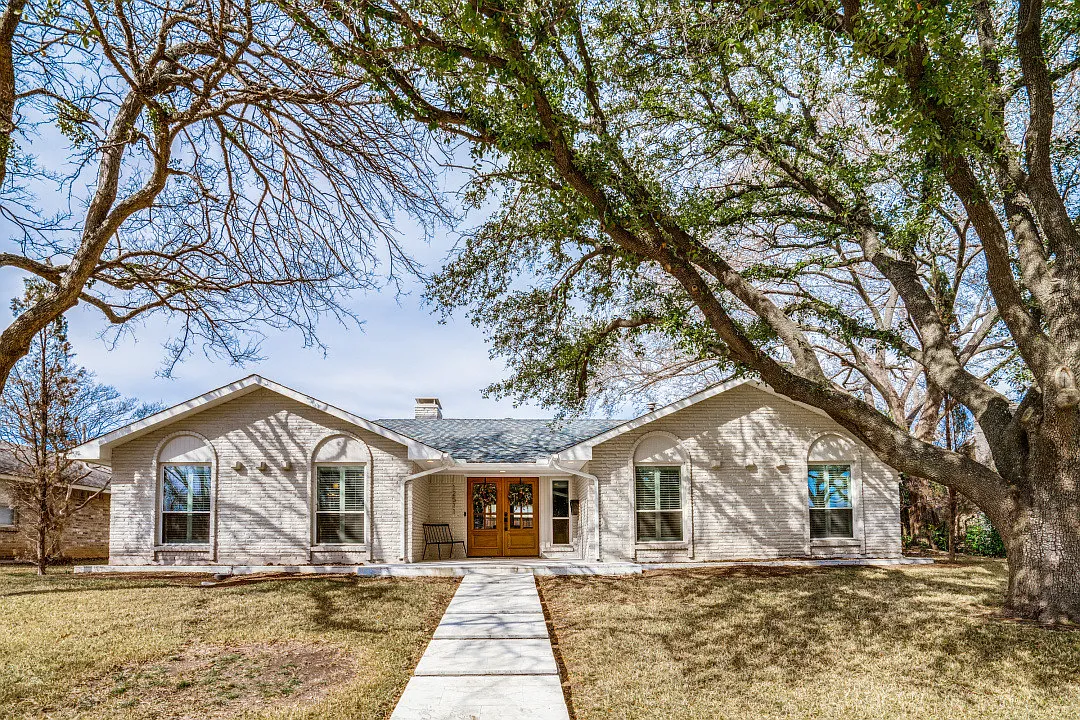 Building Photo - 12511 Cedar Bend Dr