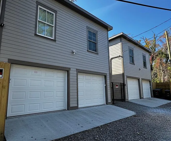 530 E Park Ave — Photo 4