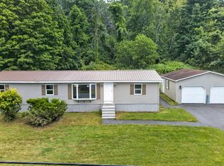 683 Knickerbocker Road, Schaghticoke, NY 12154