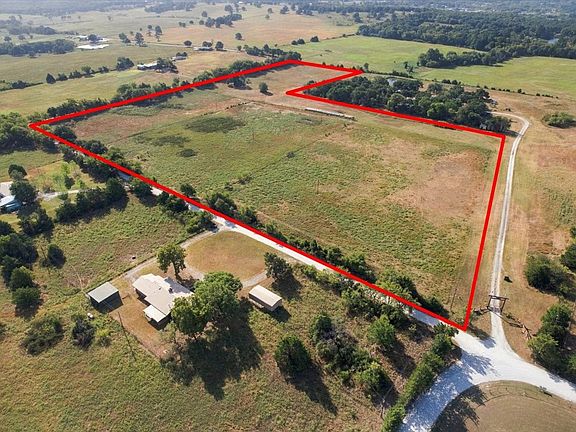 2nd image of 4570 County Road 123