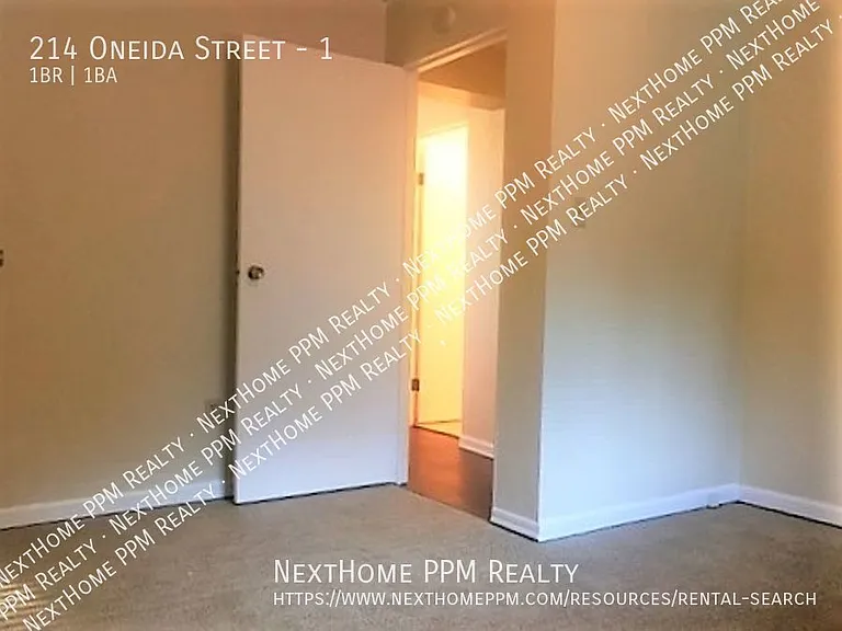 214 Oneida St #1 — Photo 9