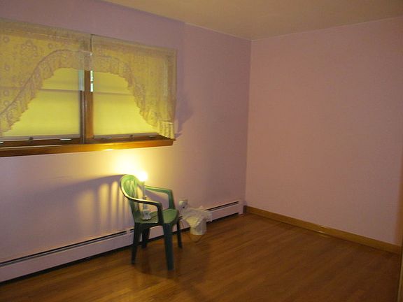 5th image of 916 Cassie Dr