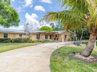 755 10th Ct, Vero Beach, FL 32962