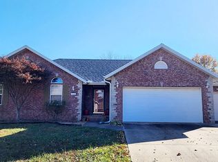 1948 W Cardinal Ln, Aurora, MO 65605