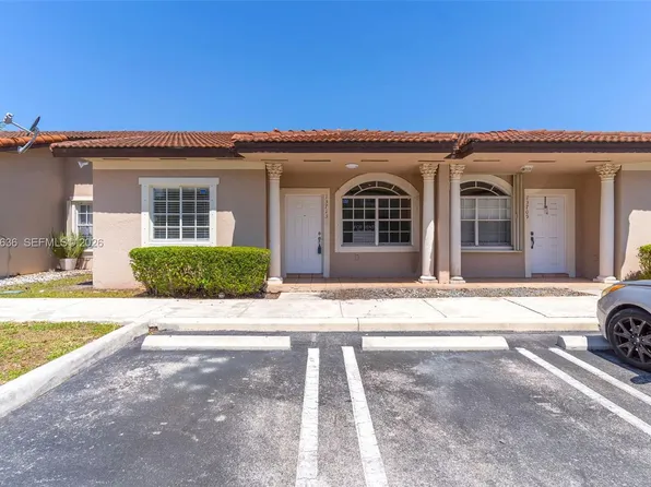 13713 SW 170th Ter, Miami, FL 33177
