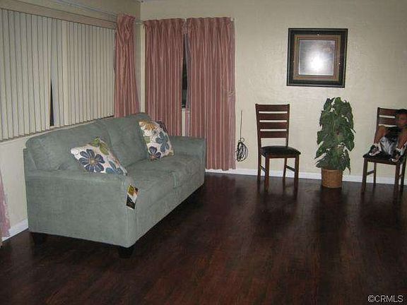 4th image of 17738 Citron Ave