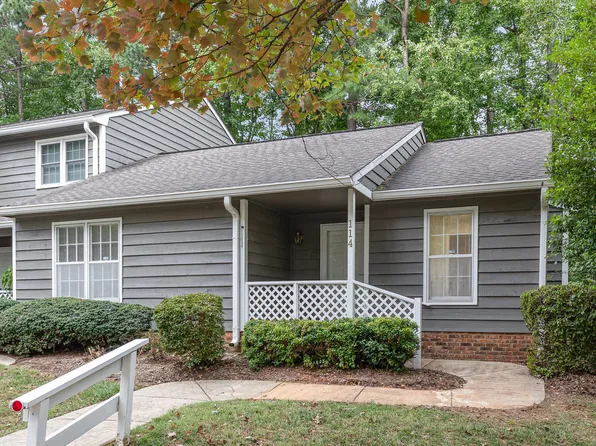 114 Shady Meadow Cir, Cary, NC 27513