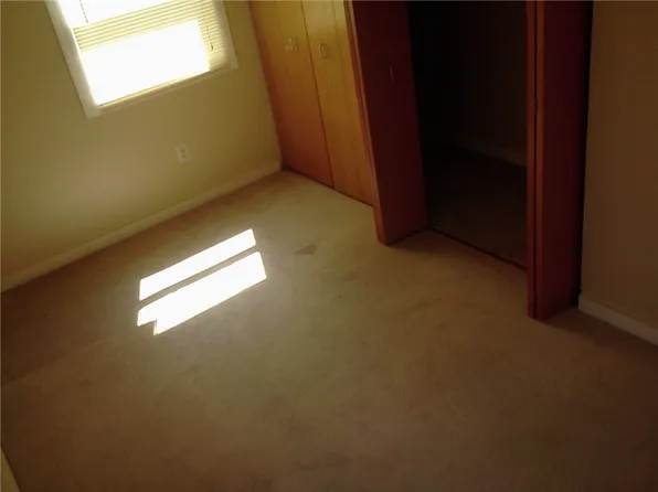 567 Highland Ave, Pontiac, MI 48341